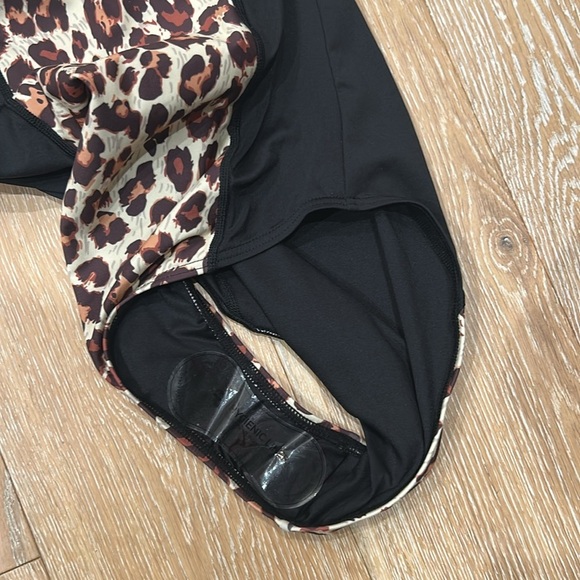 NWT Cupshe Long Sleeve One Piece Swimsuit - Picture 5 of 11